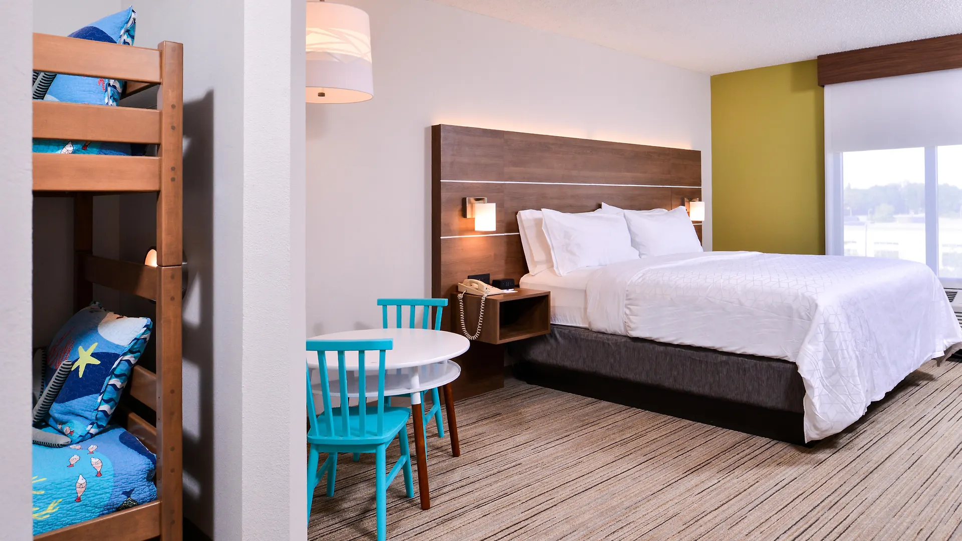 Holiday Inn Express Hotel & Suites Tampa-Anderson Road-Veterans Exp By Ihg West Chase