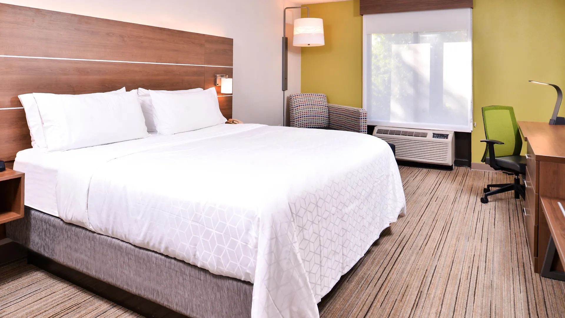 Holiday Inn Express Hotel & Suites Tampa-Anderson Road-Veterans Exp By Ihg West Chase 2*,  Stany Zjednoczone Ameryki