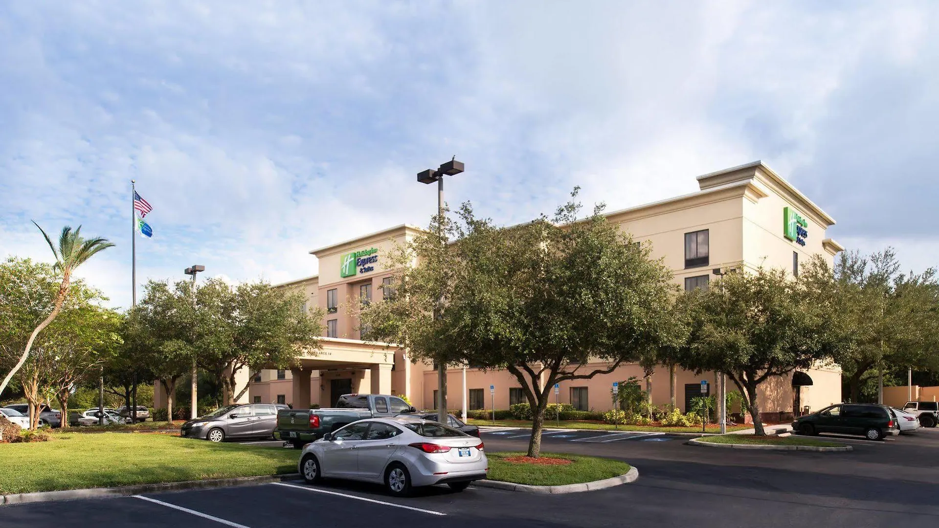 Holiday Inn Express Hotel & Suites Tampa-Anderson Road-Veterans Exp By Ihg West Chase Stany Zjednoczone Ameryki