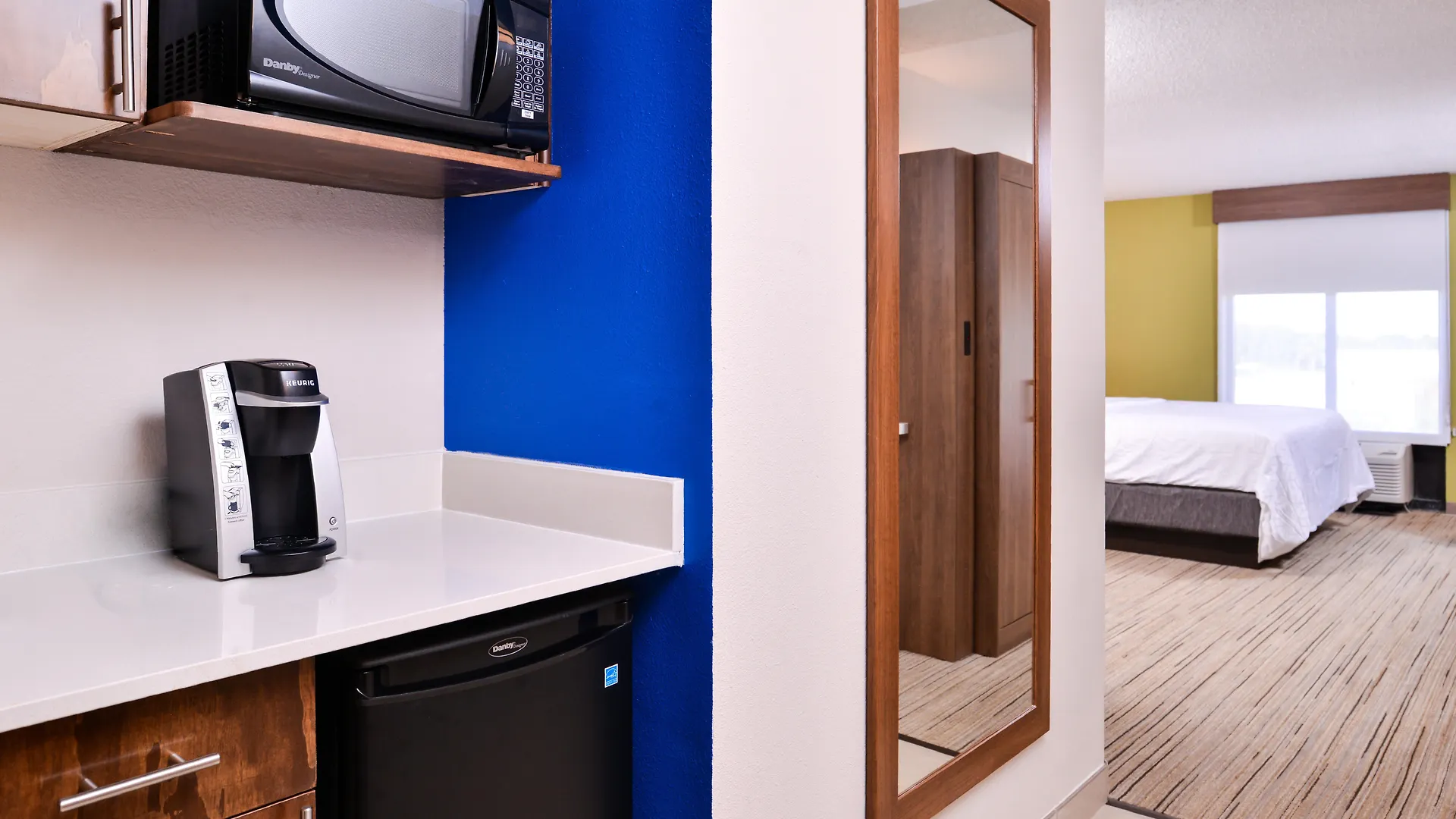 Holiday Inn Express Hotel & Suites Tampa-Anderson Road-Veterans Exp By Ihg West Chase 2*,